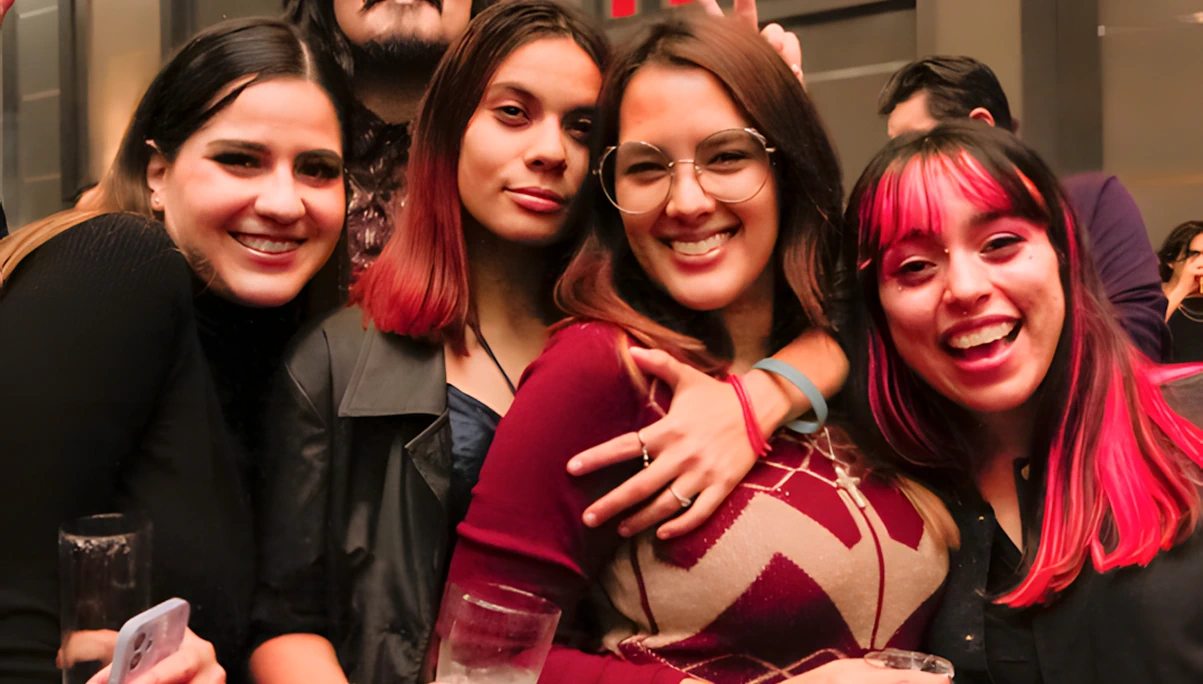 Helpware Mexico team — group photo of women employees